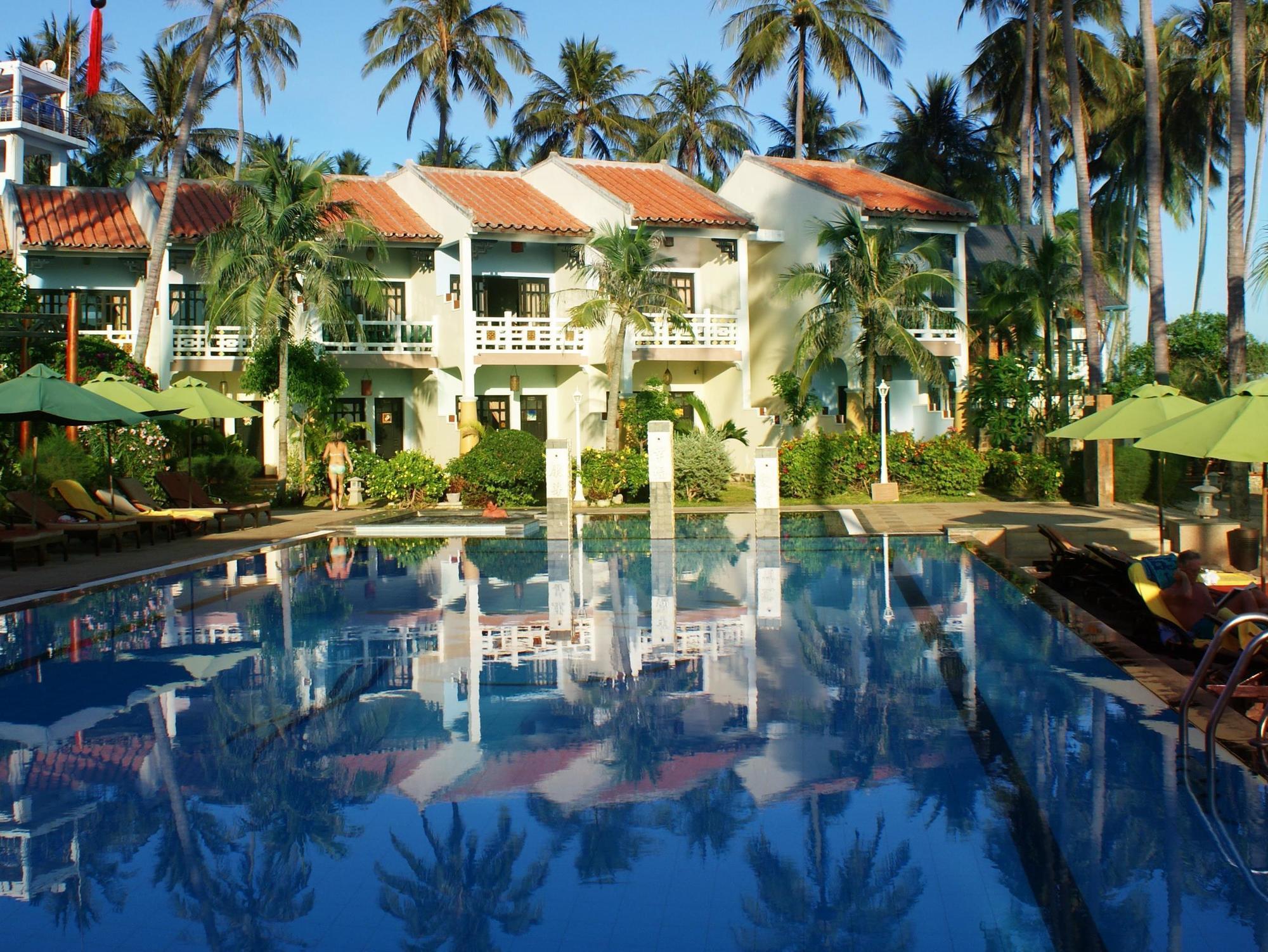 Dynasty Mui Ne Beach Resort Phan Thiet Exterior photo
