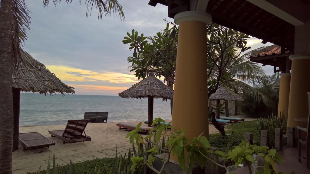Dynasty Mui Ne Beach Resort Phan Thiet Exterior photo
