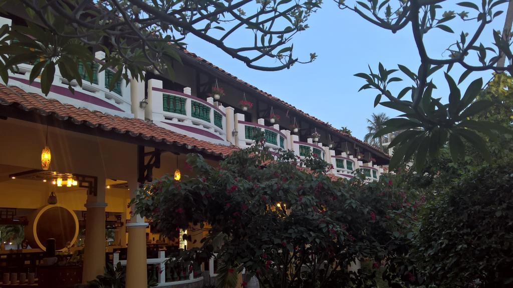 Dynasty Mui Ne Beach Resort Phan Thiet Exterior photo