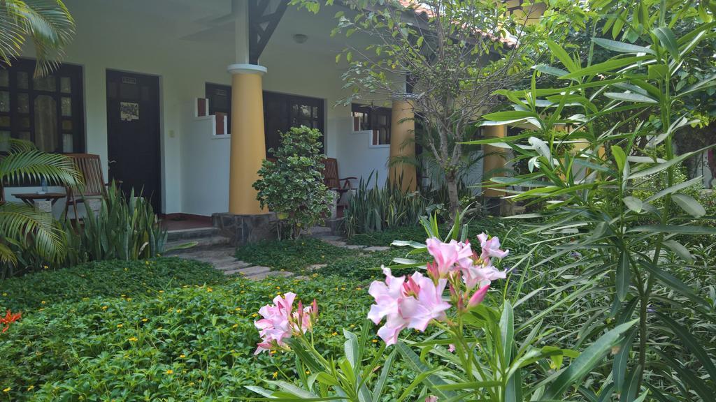Dynasty Mui Ne Beach Resort Phan Thiet Exterior photo
