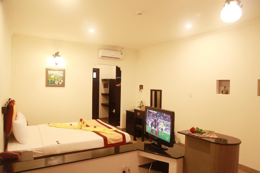 Dynasty Mui Ne Beach Resort Phan Thiet Exterior photo