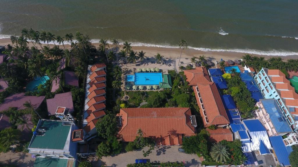 Dynasty Mui Ne Beach Resort Phan Thiet Exterior photo