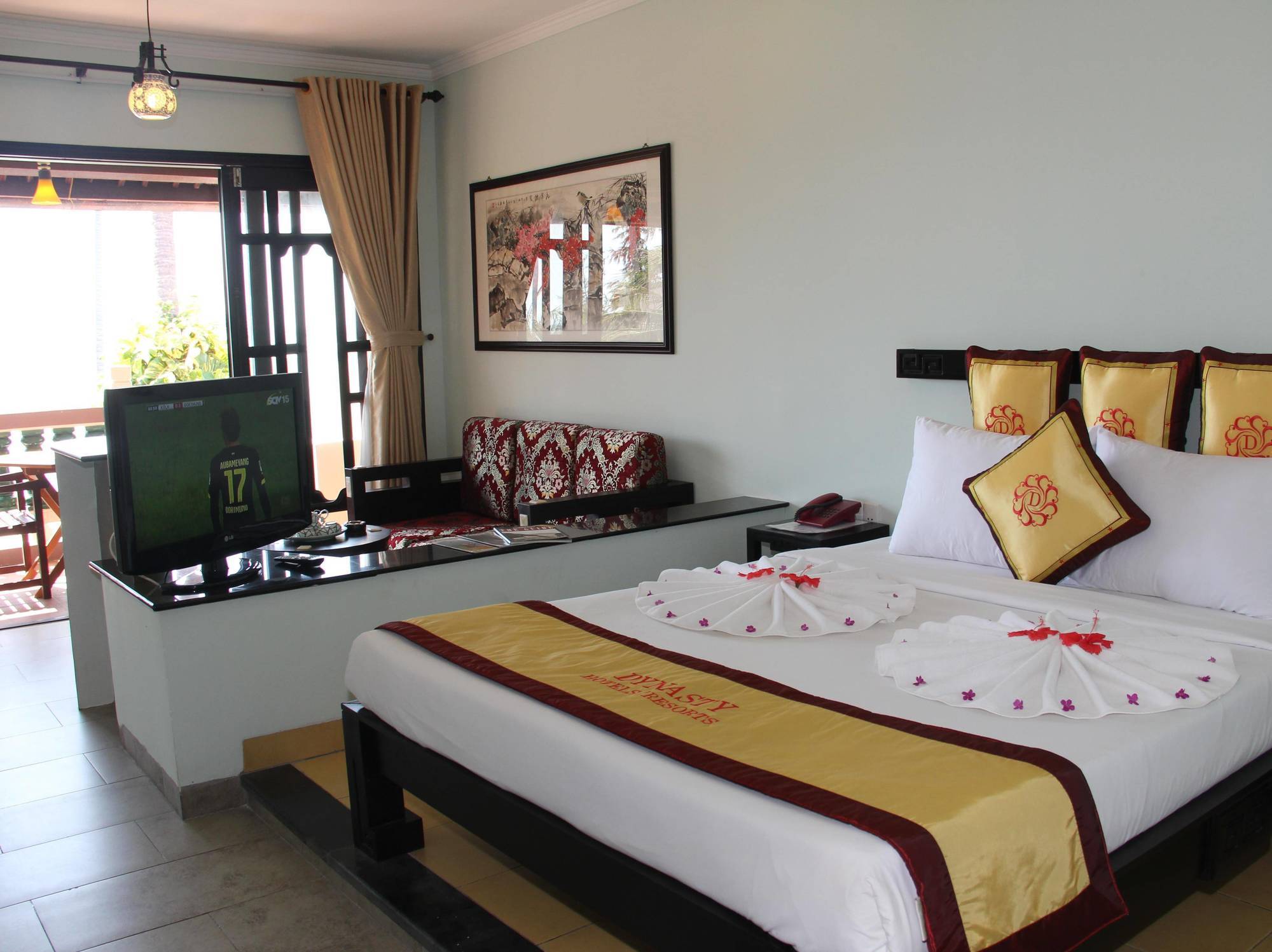 Dynasty Mui Ne Beach Resort Phan Thiet Exterior photo
