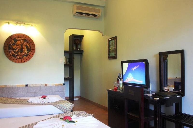 Dynasty Mui Ne Beach Resort Phan Thiet Exterior photo